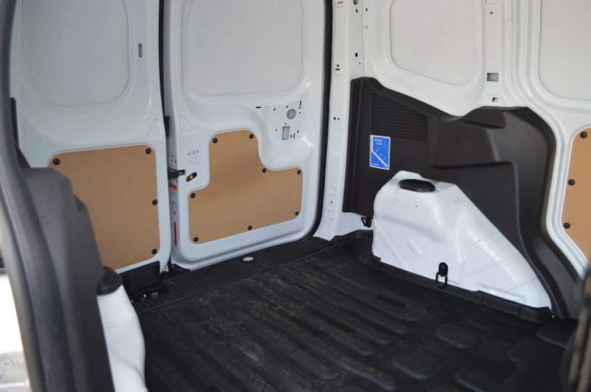 Ford Transit Courier 1.0 EcoBoost 100CV  Trend (16)