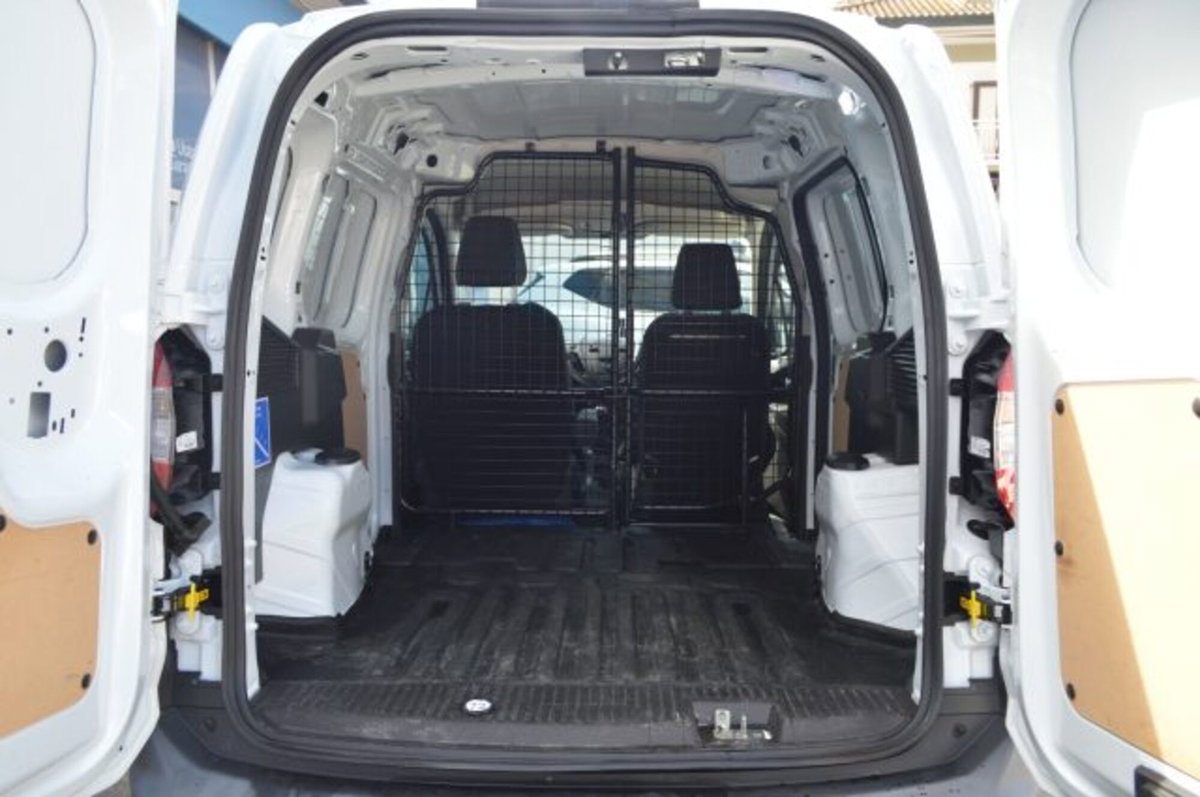 Ford Transit Courier 1.0 EcoBoost 100CV  Trend (17)