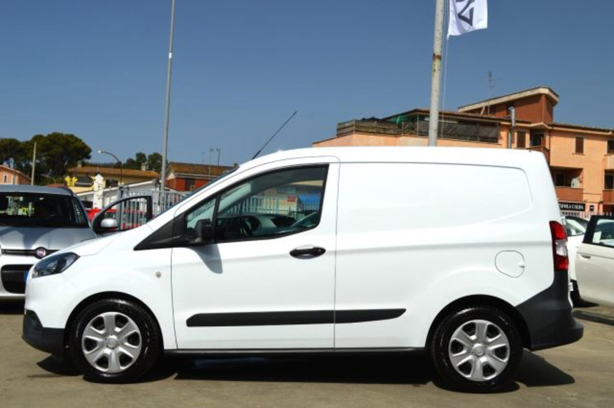 Ford Transit Courier 1.0 EcoBoost 100CV  Trend (5)
