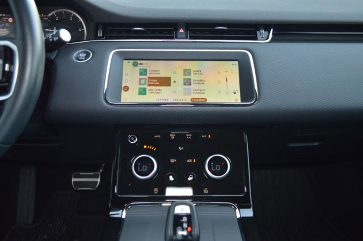 Land Rover Range Rover Evoque 2.0D I4 163 CV AWD Auto R-Dynamic (12)