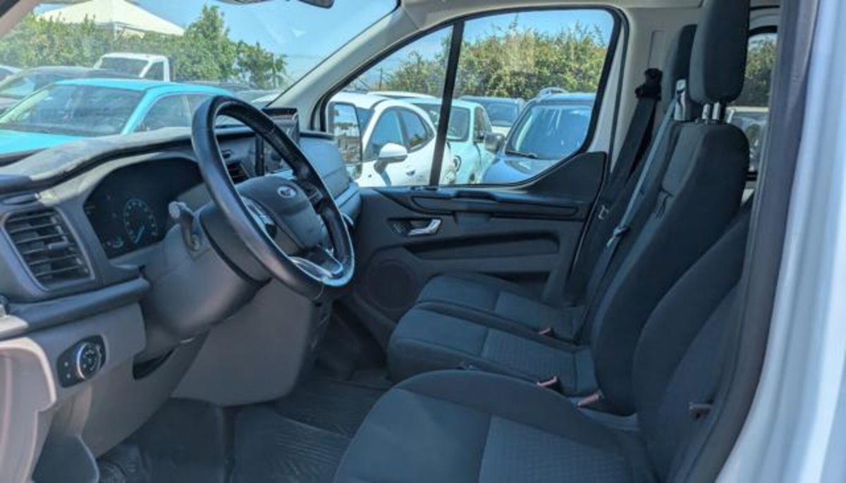 Ford Transit Custom Furgone 340 2.0 EcoBlue 130 PL Combi Trend (14)
