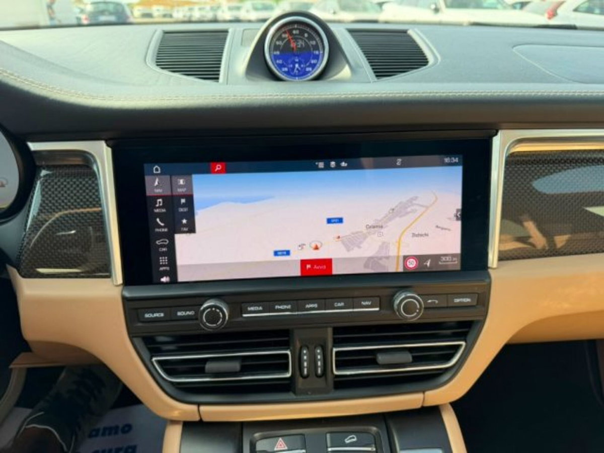 Porsche Macan S (13)