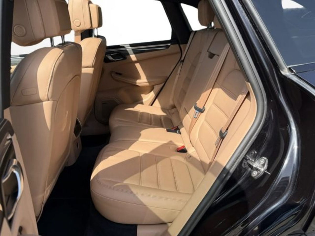 Porsche Macan S (9)