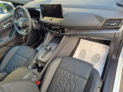 Nissan Qashqai 1.3 mhev Tekna 4wd 158cv xtronic (12)