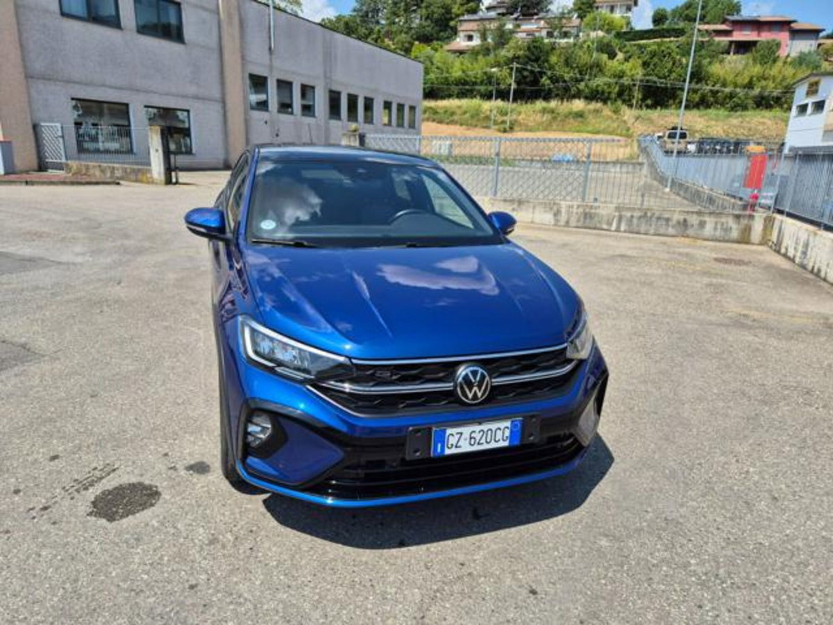 Volkswagen Taigo 1.0 tsi R-Line 115cv (4)