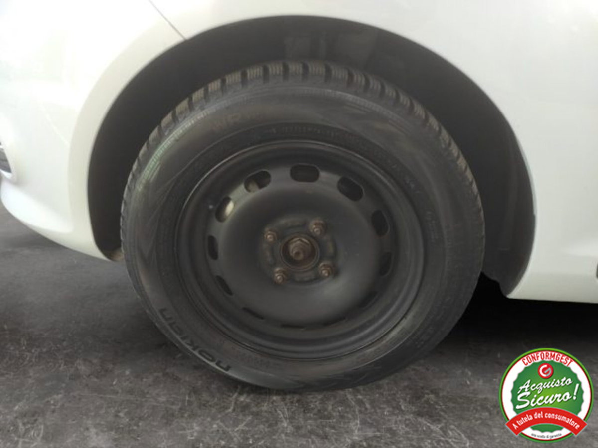 Ford Fiesta 1.6 TDCi 90CV 5 porte DPF Titanium (9)