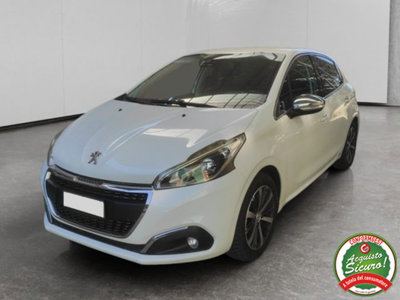 Peugeot 208 82 5 porte Active usata