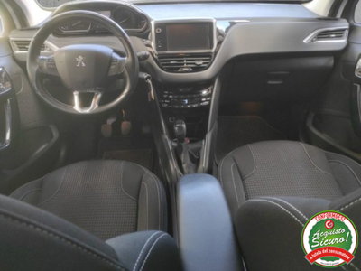 Peugeot 208 82 5 porte Active (11)