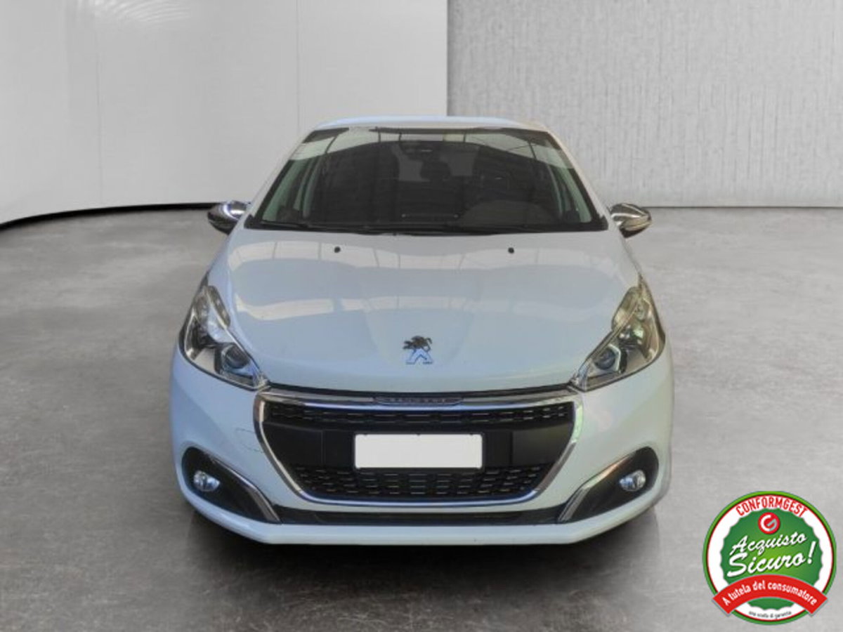 Peugeot 208 82 5 porte Active (2)