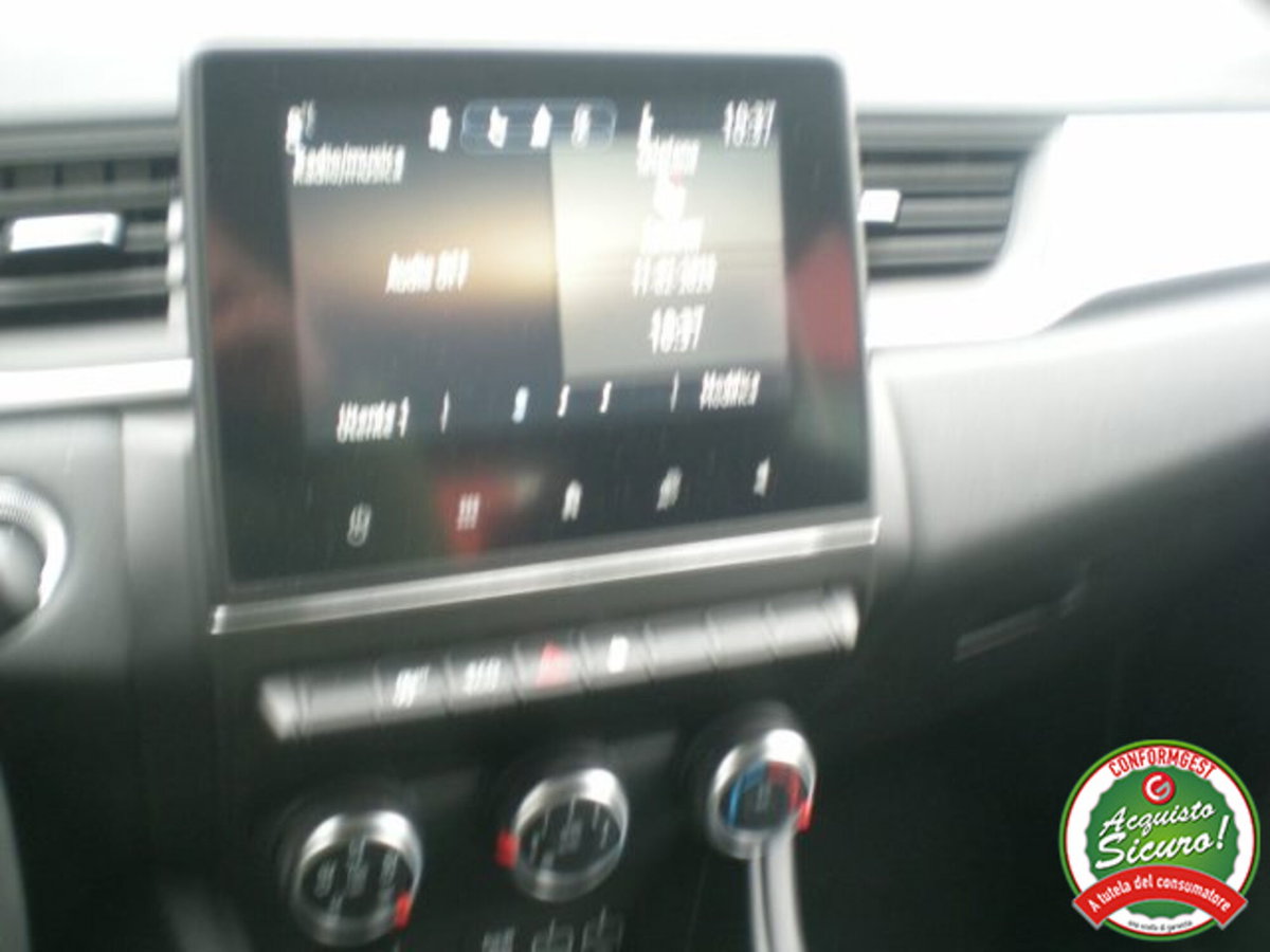 Renault Captur TCe 100 CV GPL FAP Zen (16)