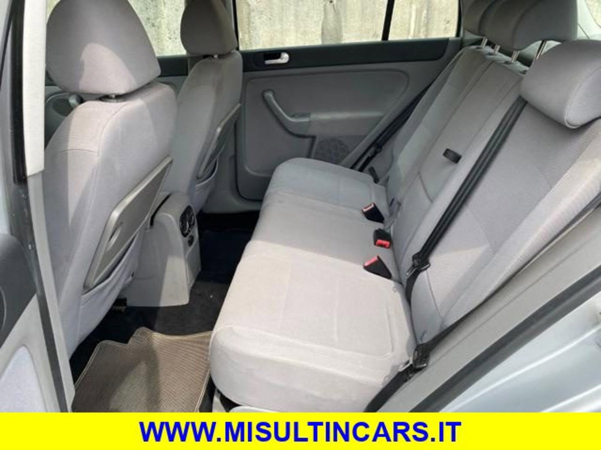 Volkswagen Golf Plus 1.6 16V FSI Comfortline (10)