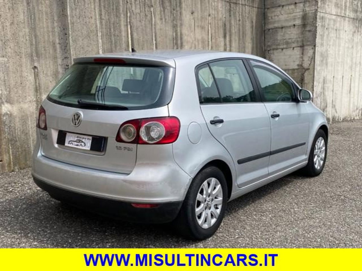 Volkswagen Golf Plus 1.6 16V FSI Comfortline (6)