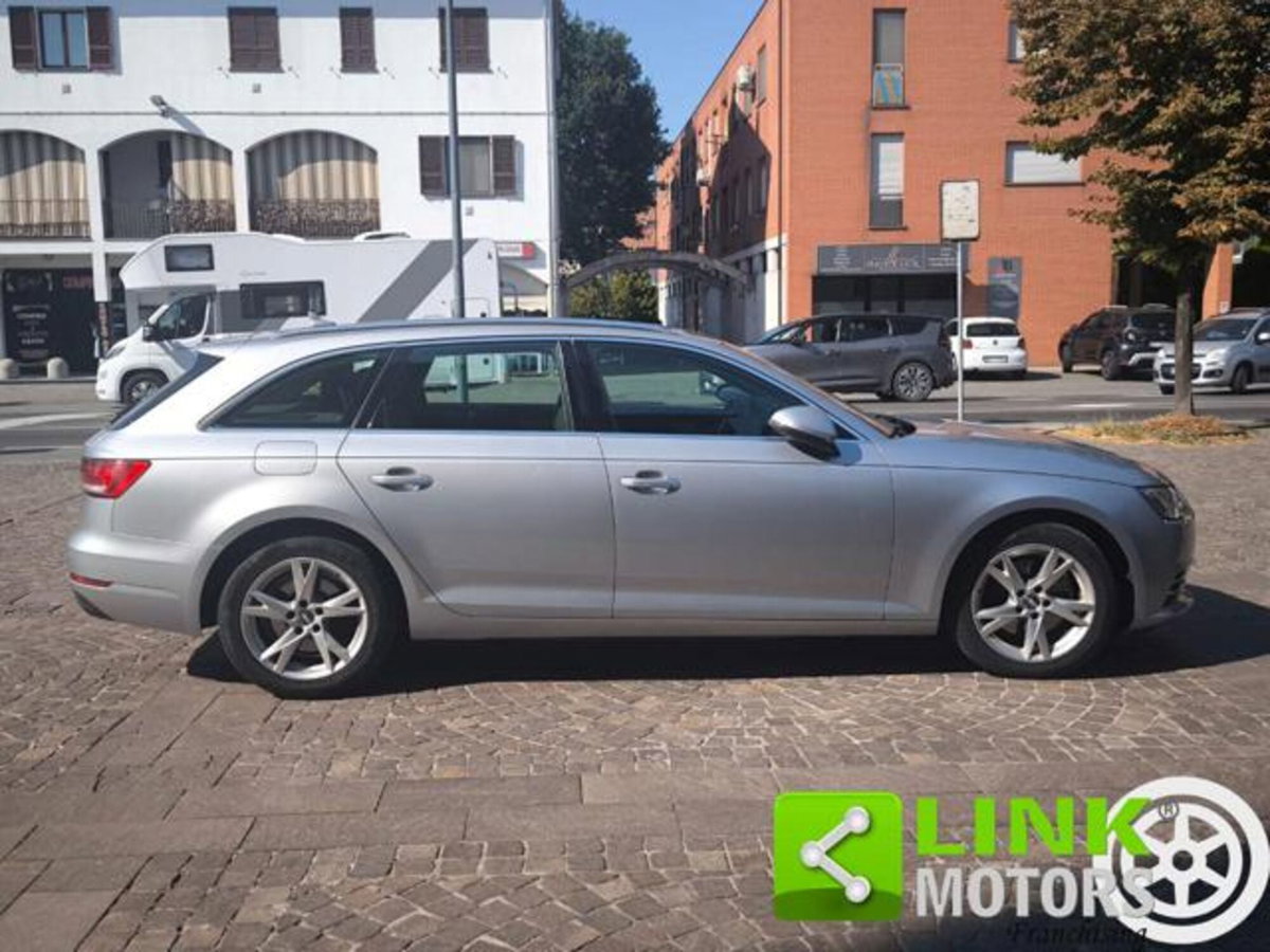 Audi A4 Avant 2.0 TDI 150 CV ultra Business Sport (3)