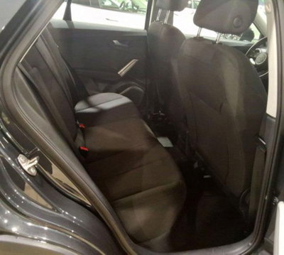 Audi Q2 Q2 35 TFSI Business (8)