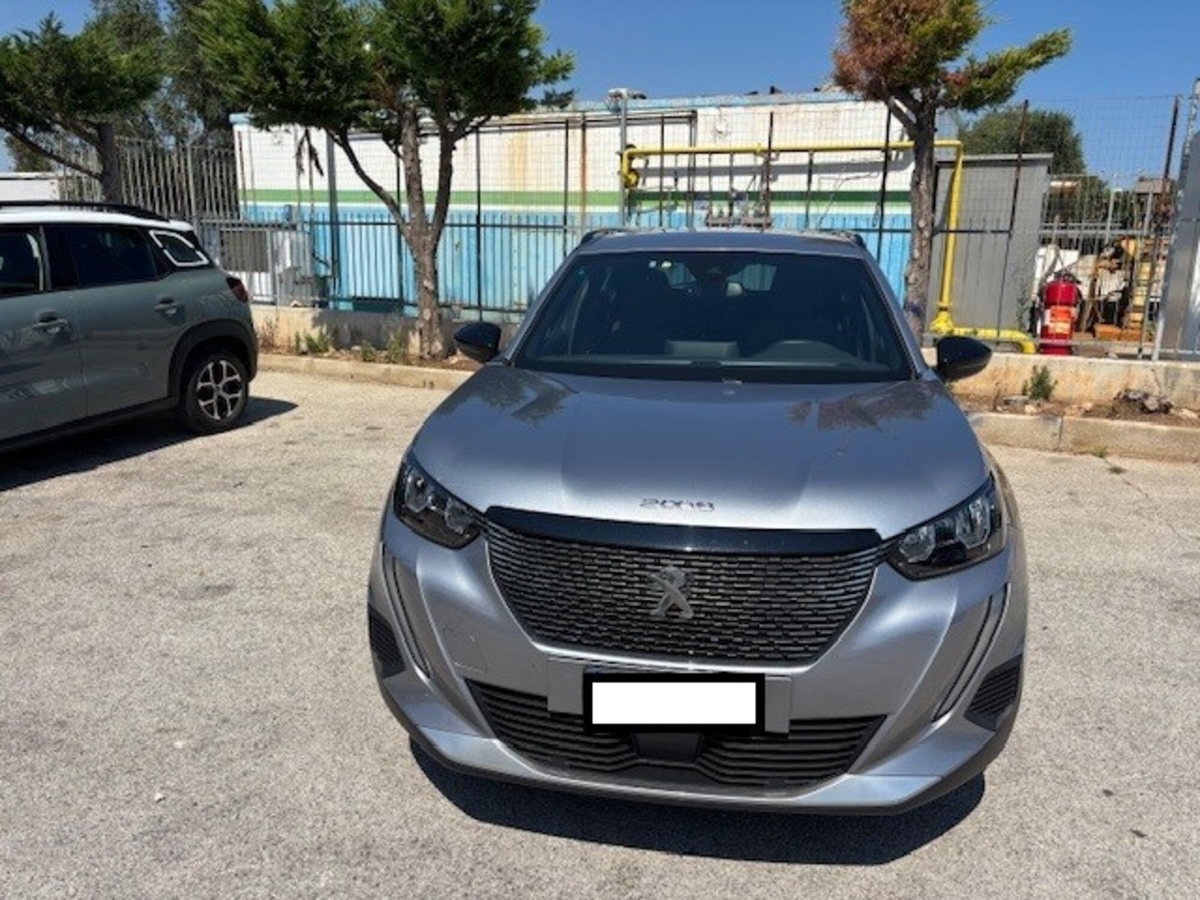 Peugeot 2008 BlueHDi 130 S&S EAT8 Allure Pack