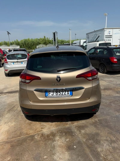 Renault Scenic E-Tech Electric XMod dCi 110 CV Start&Stop Energy Bose (8)
