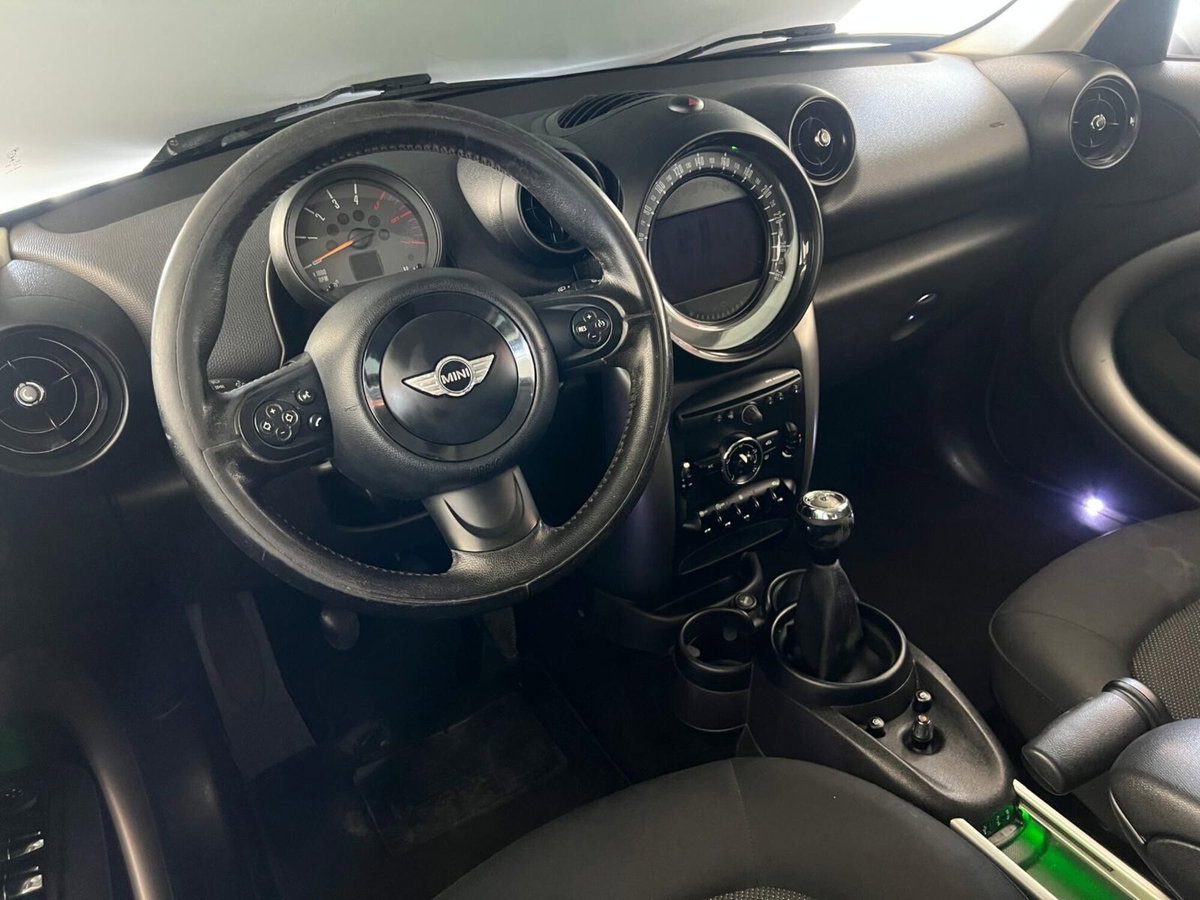 MINI Mini Countryman 1.6 One D Countryman (8)
