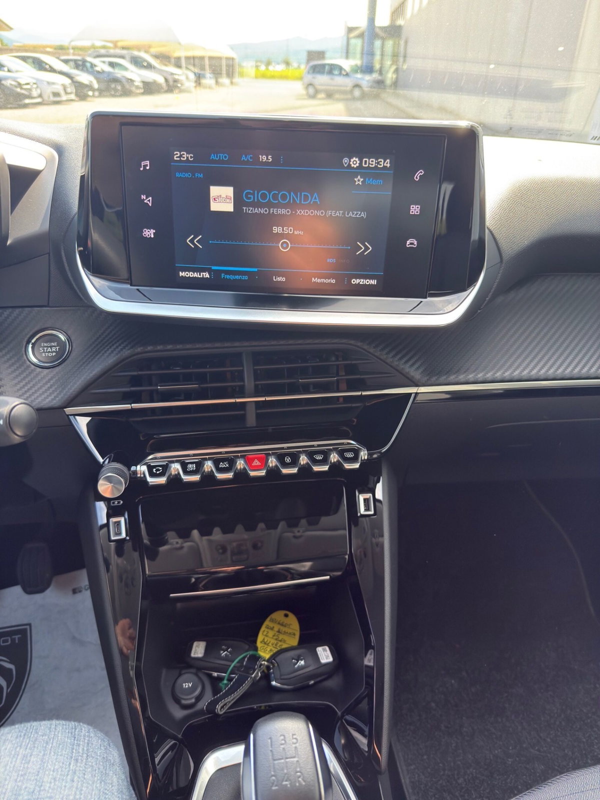 Peugeot 208 PureTech 75 Stop&Start 5 porte Allure Pack (12)
