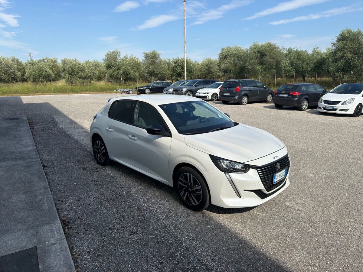 Peugeot 208 PureTech 75 Stop&Start 5 porte Allure Pack (5)