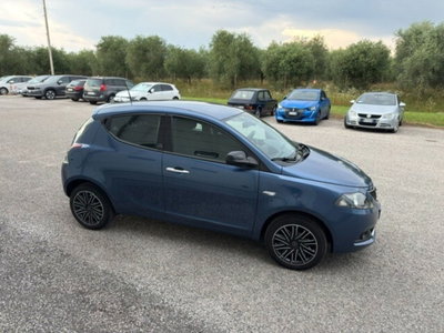 Lancia Ypsilon 1.0 FireFly 5 porte S&S Hybrid Ecochic Gold (6)