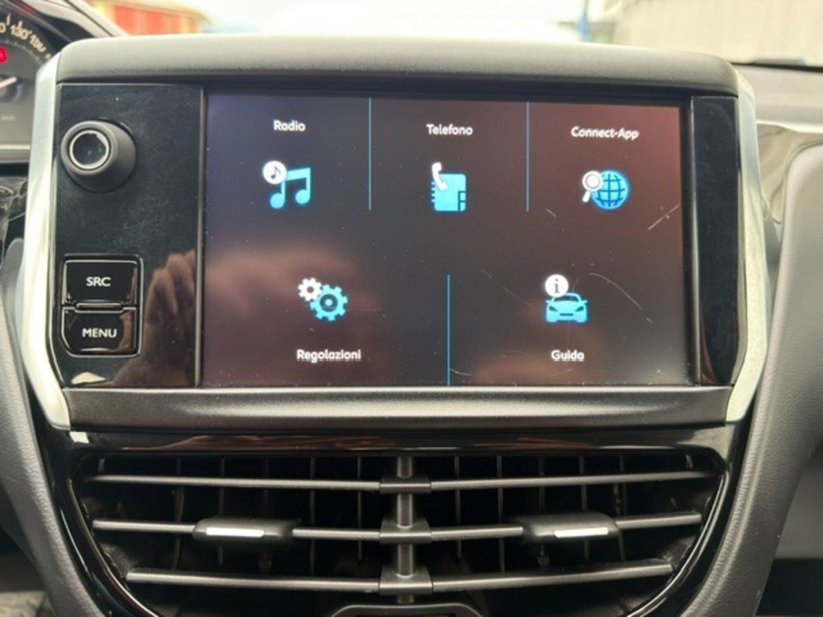 Peugeot 208 82 5 porte Active (16)