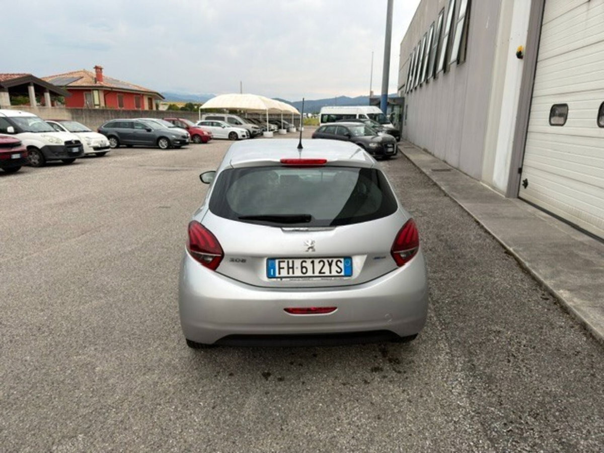 Peugeot 208 82 5 porte Active (4)