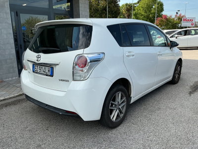 Toyota Verso 1.6 D-4D Style (4)