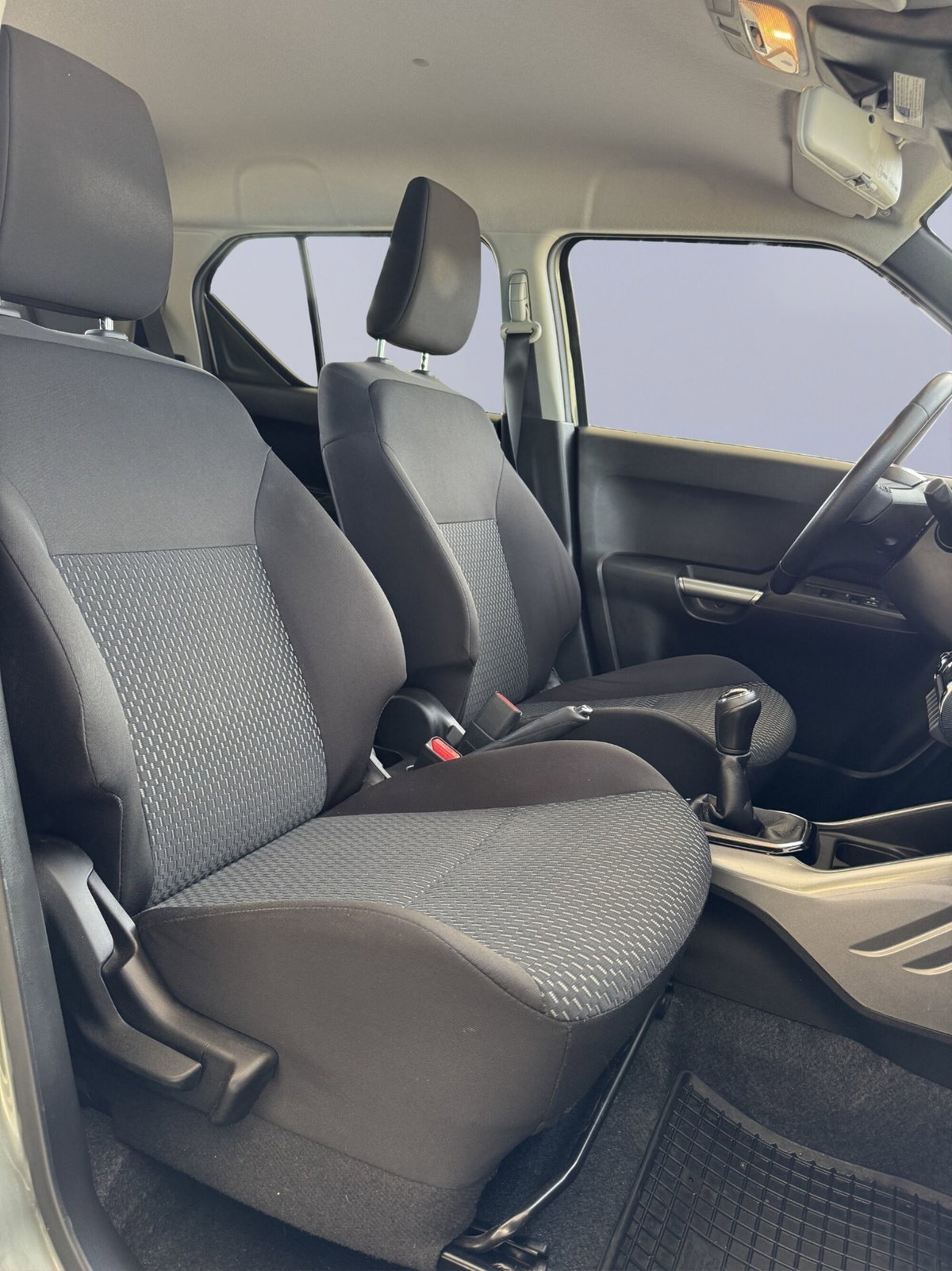 Suzuki Ignis 1.2 Hybrid Easy Top (14)