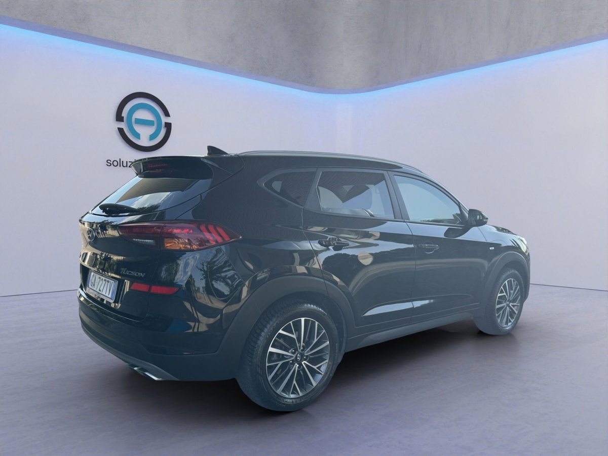 Hyundai Tucson 1.6 CRDi 48V XLine (11)