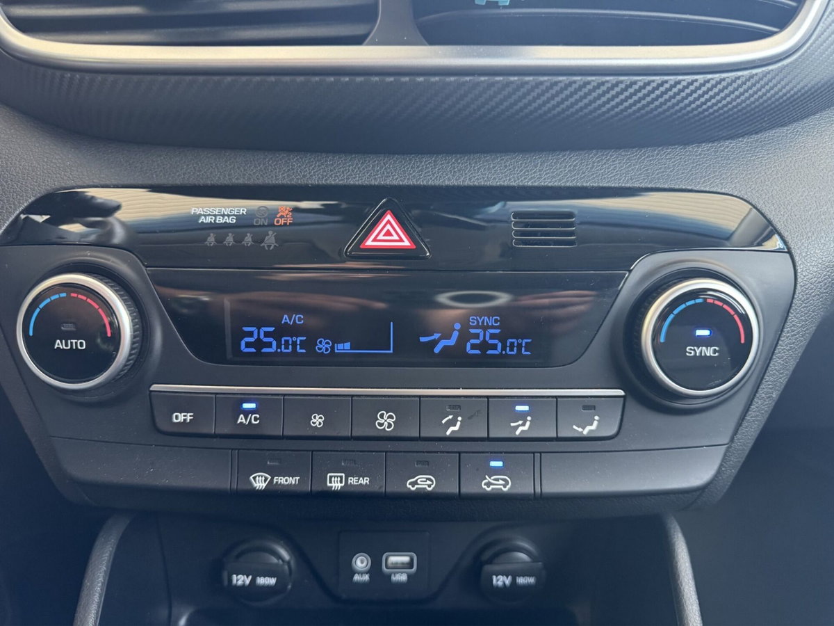 Hyundai Tucson 1.6 CRDi 48V XLine (16)