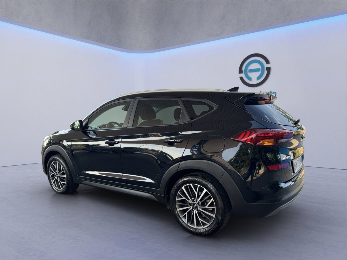 Hyundai Tucson 1.6 CRDi 48V XLine (9)
