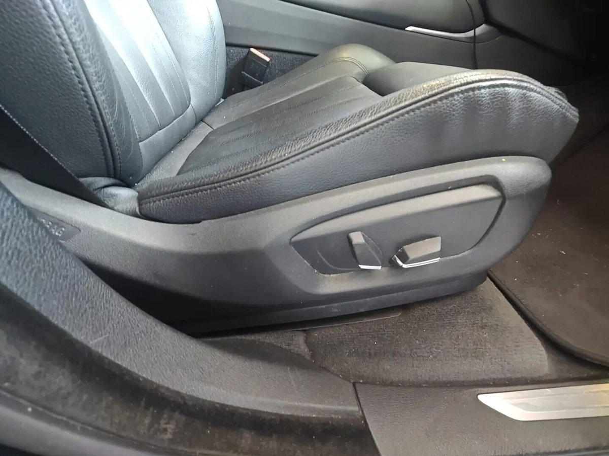 BMW X6 xDrive30d 249CV Msport (8)