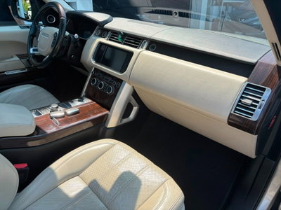 Land Rover Range Rover 3.0 TDV6 Autobiography (11)