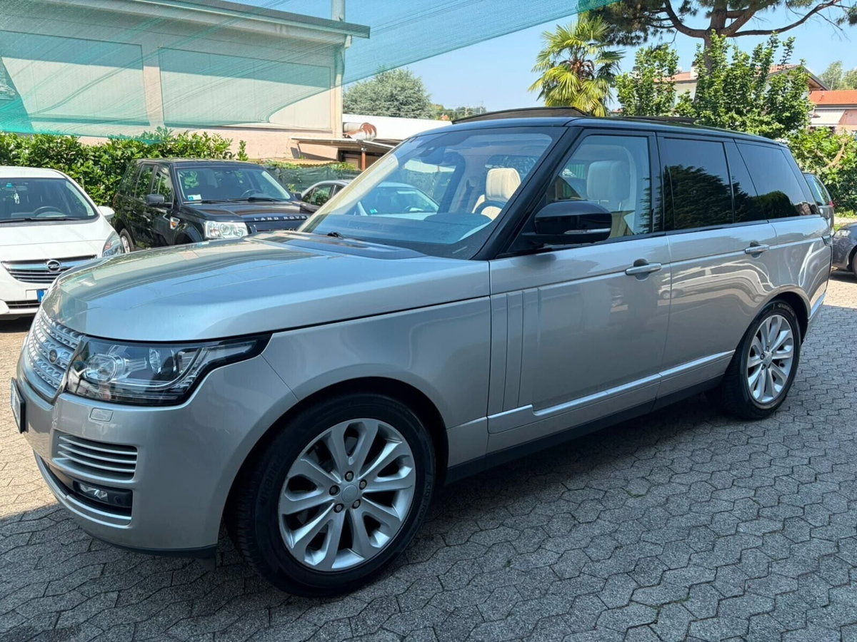 Land Rover Range Rover 3.0 TDV6 Autobiography (2)