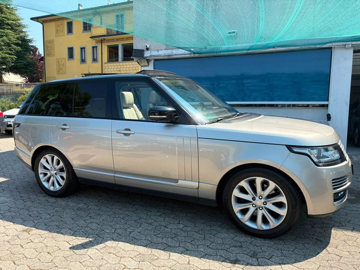 Land Rover Range Rover 3.0 TDV6 Autobiography (3)