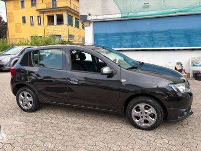 Dacia Sandero 1.2 75CV Lauréate (3)