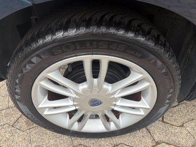 Lancia Ypsilon 1.2 69 CV 5 porte Platinum (13)
