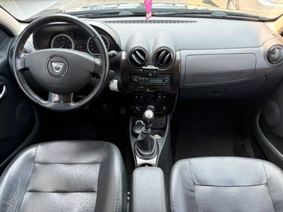 Dacia Duster 1.6 110CV 4x4 Ambiance (13)