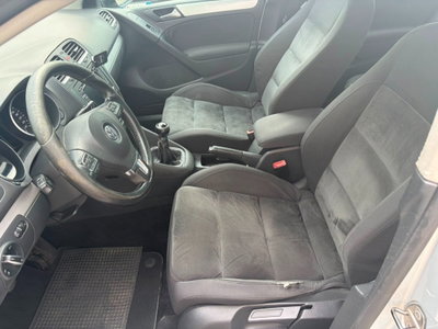Volkswagen Golf 1.4 TSI 122CV 5p. Highline (7)