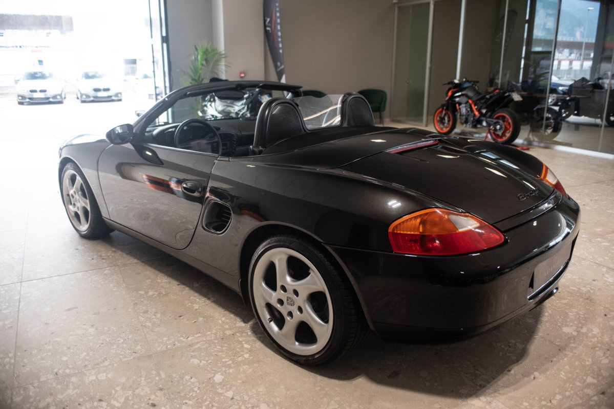 Porsche Boxster 2.5i 24V cat (5)