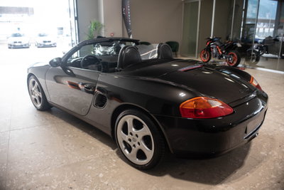 Porsche Boxster 2.5i 24V cat (5)