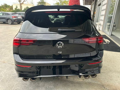 Volkswagen Golf 2.0 TSI R DSG 4Motion (6)