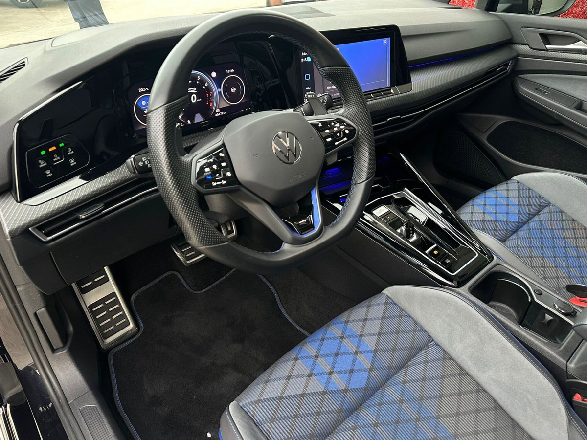 Volkswagen Golf 2.0 TSI R DSG 4Motion (7)