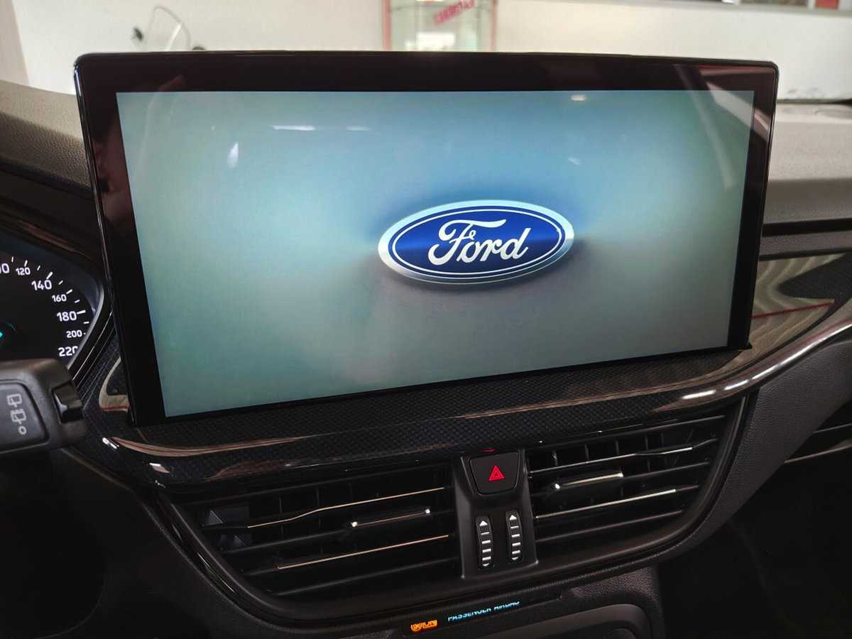 Ford Focus Station Wagon 1.5 EcoBlue 115 CV automatico SW ST-Line Design (17)