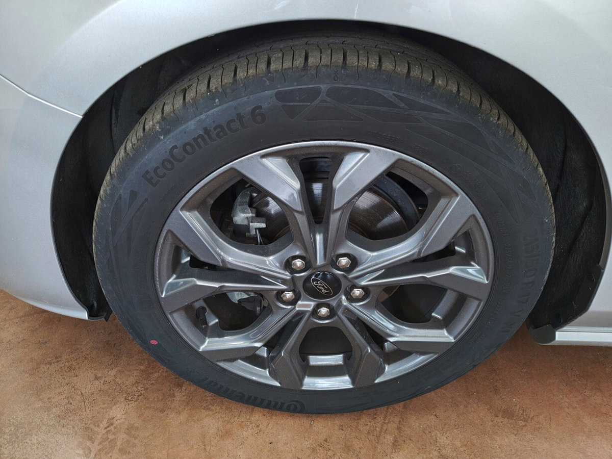 Ford Focus Station Wagon 1.5 EcoBlue 115 CV automatico SW ST-Line Design (5)