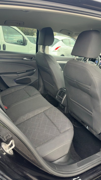 Volkswagen Golf 2.0 TDI DSG SCR Life (9)