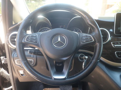 Mercedes-Benz Classe V 220 d Premium Extralong (13)