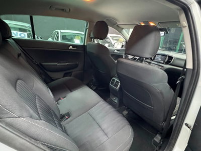 Kia Sportage 1.7 CRDI 2WD GT Line (8)