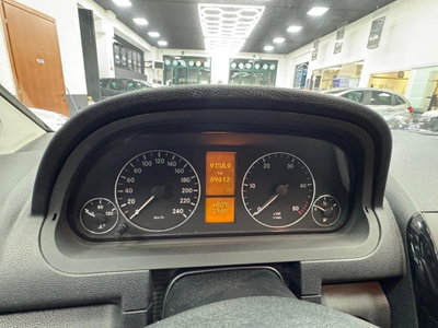 Mercedes-Benz Classe A 180 CDI Avantgarde (11)