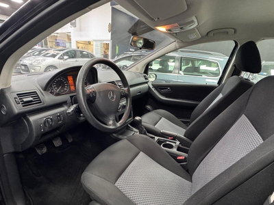 Mercedes-Benz Classe A 180 CDI Avantgarde (9)